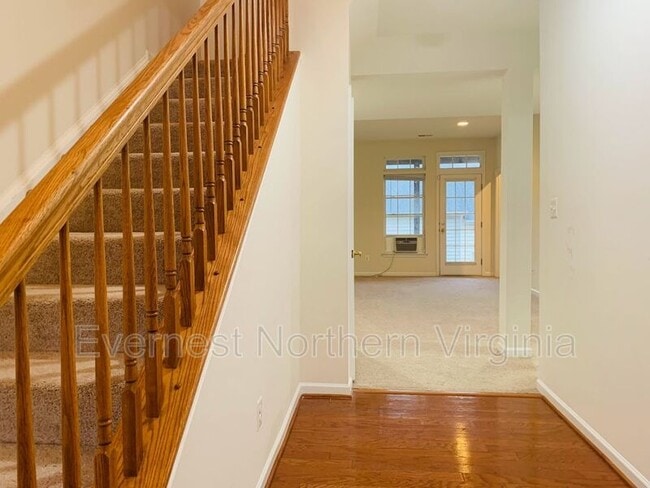 Building Photo - 16379 Gangplank Ln