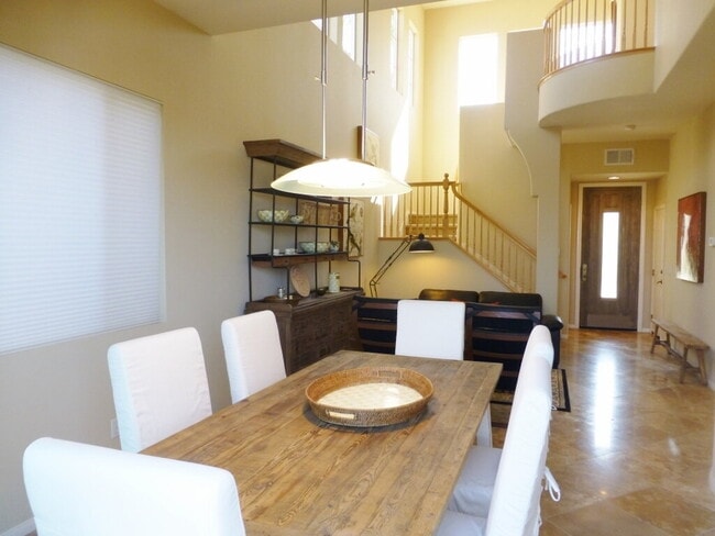 Building Photo - 7275 Surfbird Cir