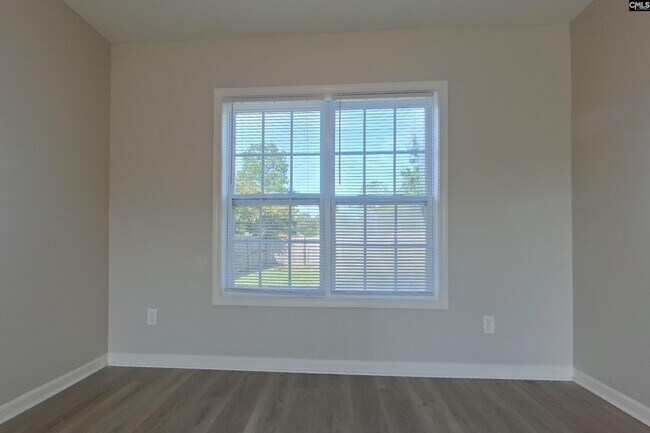 Foto del edificio - 403 Parkstone Ct