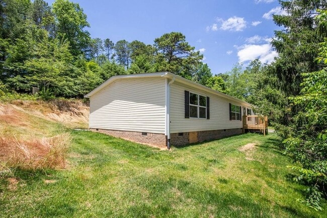 Building Photo - 429 W Sunshine Ln