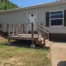 Building Photo - 890 Rough Edge Rd