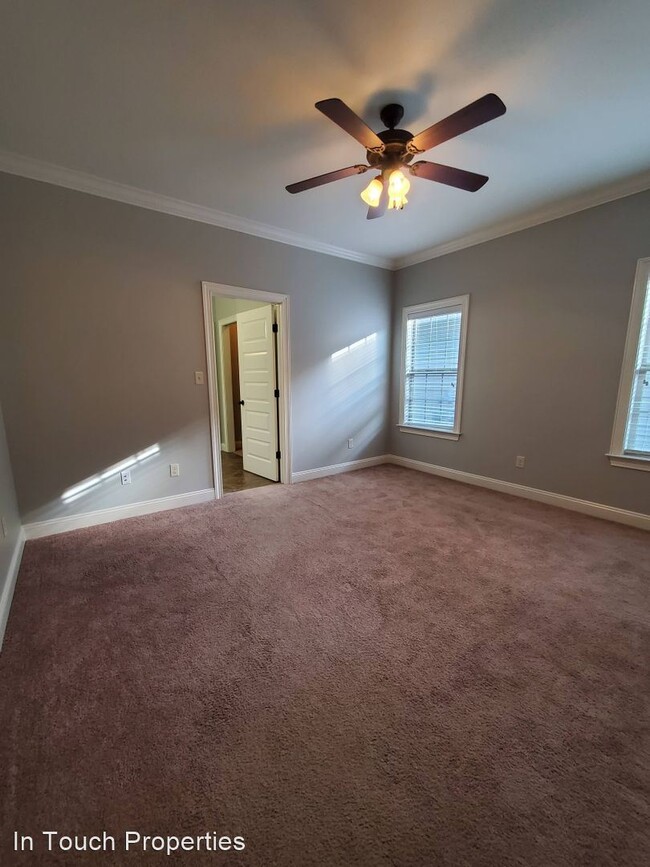 Building Photo - 3 br, 2 bath House - 3847 Napa Dr