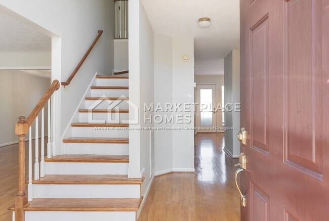 Building Photo - 3520 Cobble St