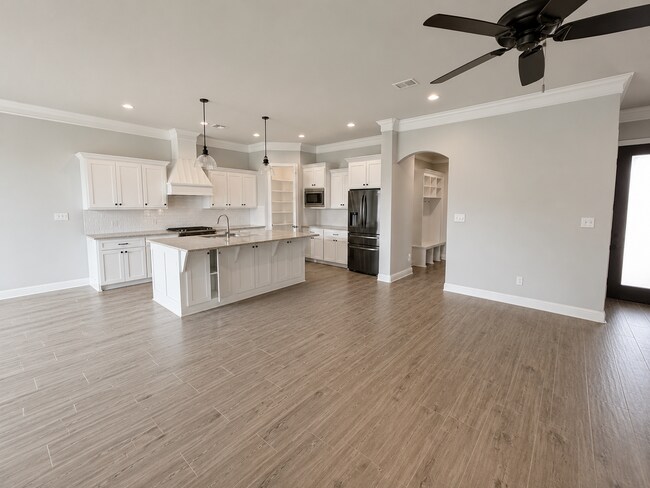 Building Photo - Fabulous Tiburon Home Near BAFB