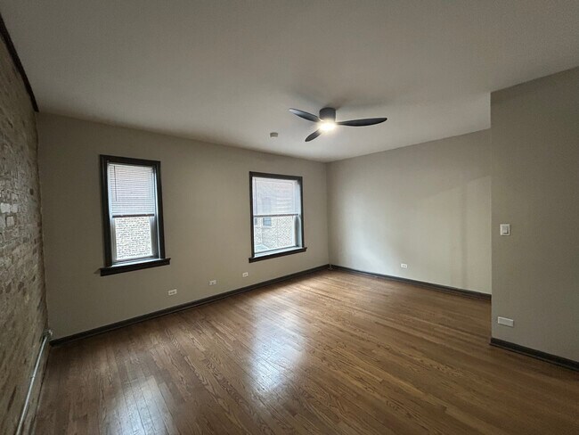 Foto del edificio - 728 W Barry