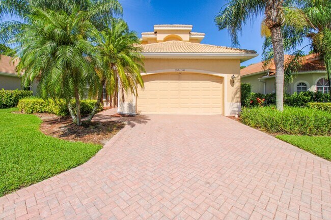Building Photo - ** PRIVATE POOL HOME TWO FLOORS 4 BEDROOM/3BATH IN HUNTERS RIDGE BONITA SPRINGS AVAILABLE **