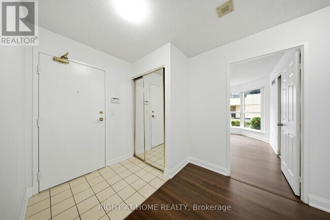 Building Photo - 335 Webb Dr