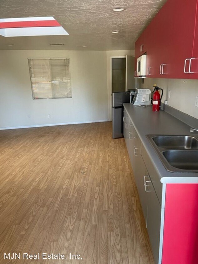 1 br, 1 bath House 425 9th St Unit A House Rental in Ramona, CA