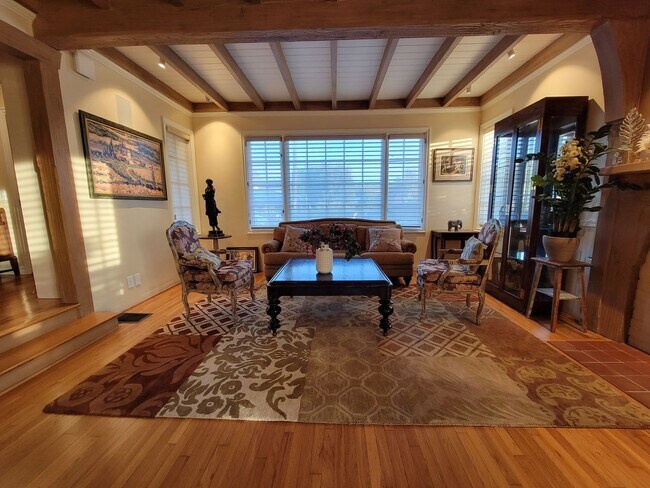 Foto del edificio - Entire residential home hosted by 3M1S | HOME