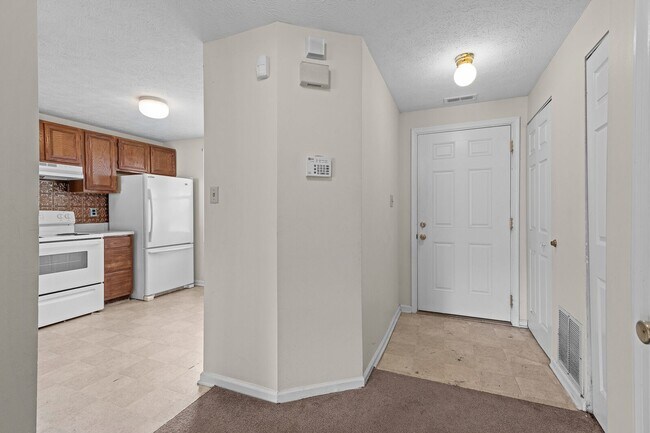 Foto del edificio - Move-In Ready 3bd 1.5ba Townhouse