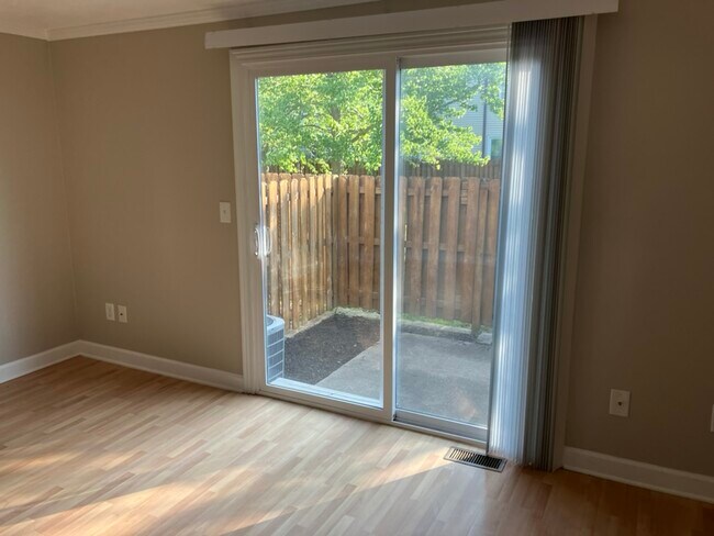 Foto del edificio - 9624 E Idlewood Dr