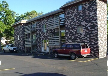 Building Photo - Town Estates Apartments