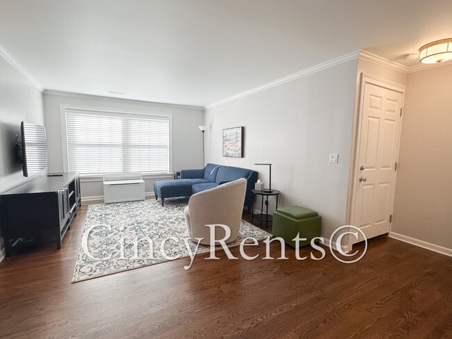 Foto del edificio - 3684 Ashworth Dr