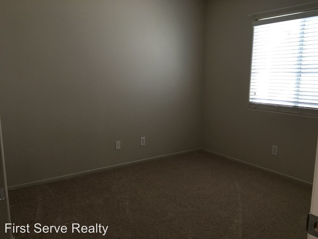 Building Photo - 2 br, 2.5 bath House - 7633 Interlace Street