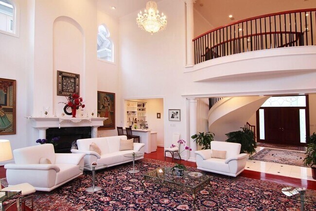 Building Photo - 5095 Cedar Creek Dr