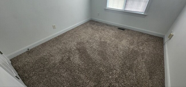 Building Photo - 411 Landing Pl Dr