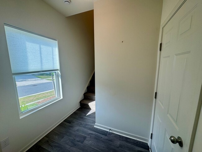 Building Photo - 3BR/2BA Townhouse in Mallard Creek