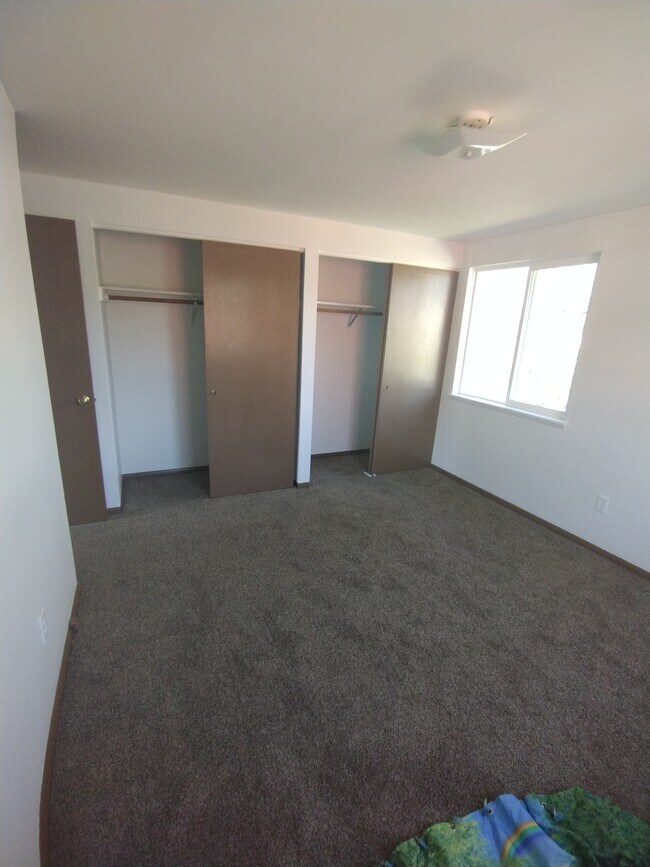 Foto del edificio - 63 Fradine Dr