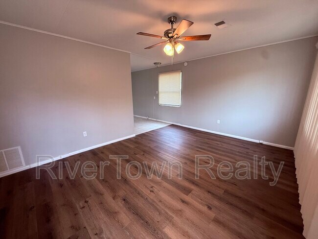 Building Photo - 3300 Baskin St