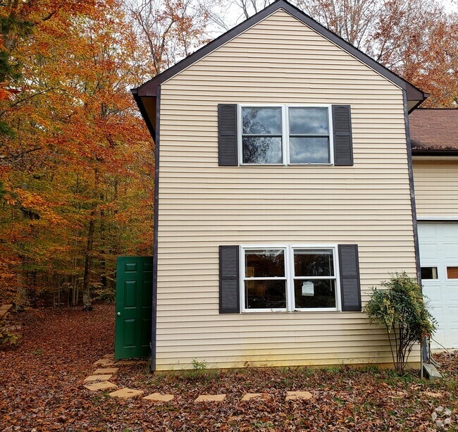 Building Photo - 6514 Louisa Road