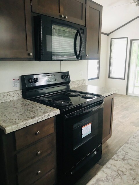 Foto del edificio - 42554 Pumpkin Center Rd