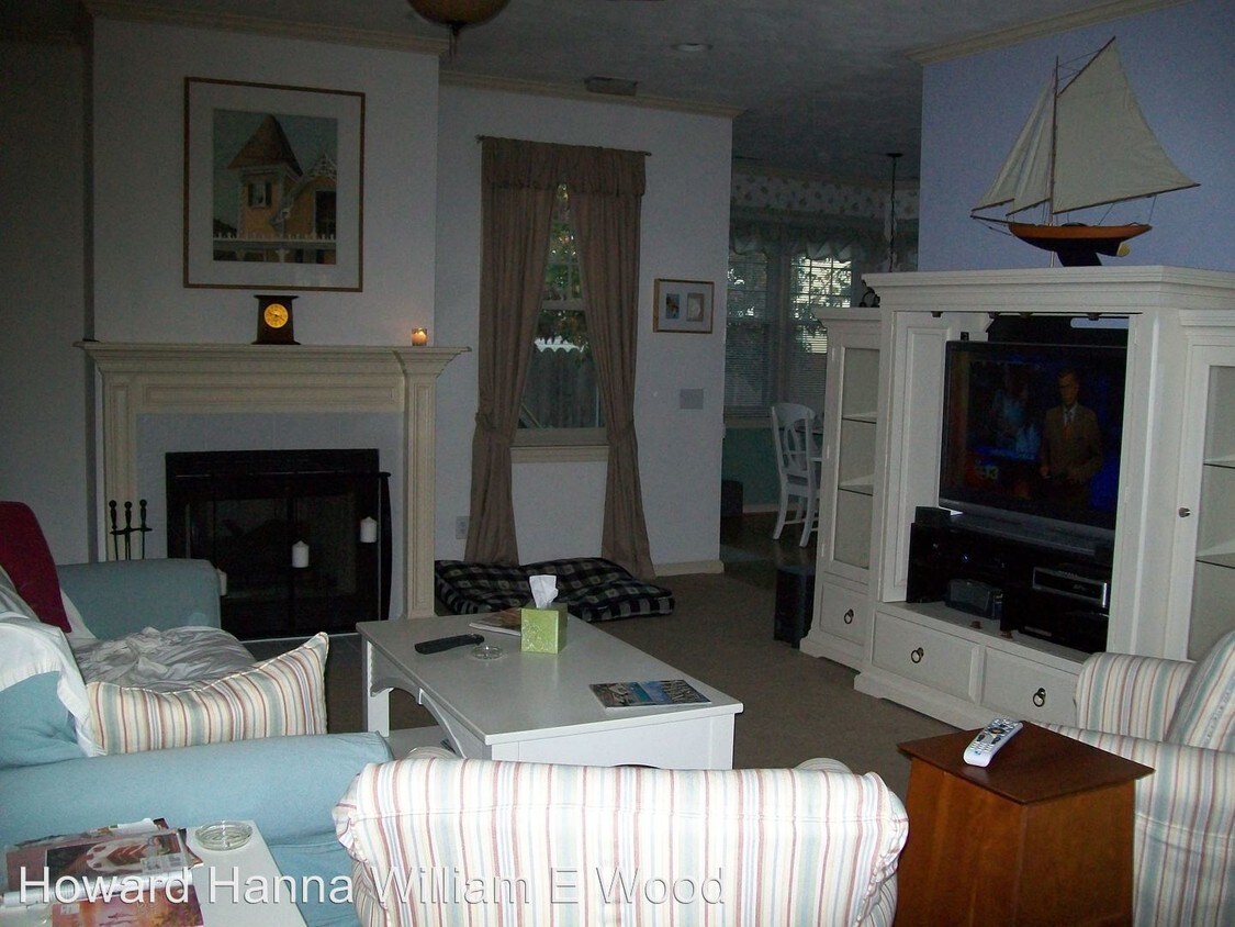 Building Photo - 221 Mooregate Ct