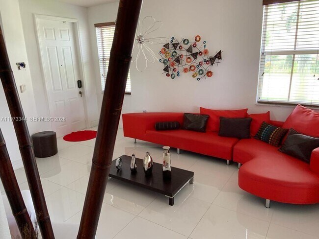 Foto del edificio - 7586 NW 113th Path