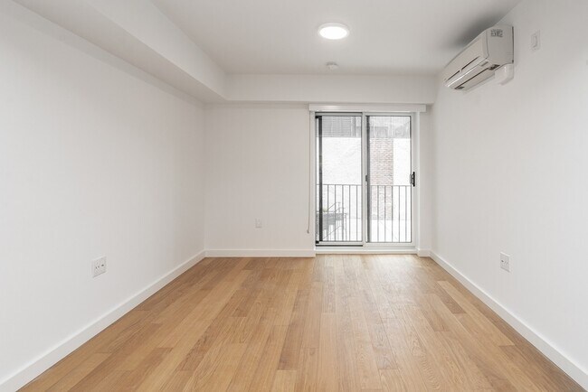 Foto del edificio - 321 E 22nd St