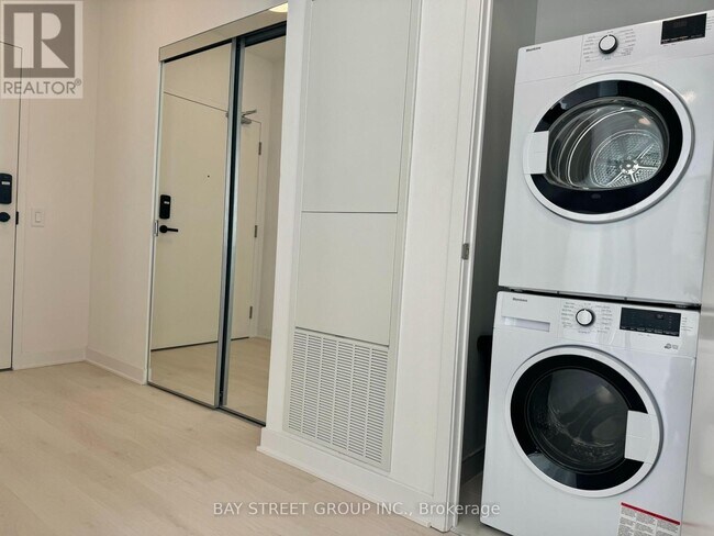 Building Photo - 3900 Confederation Pkwy