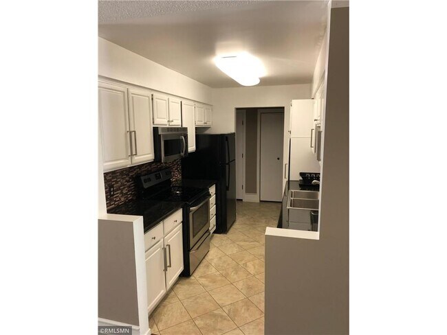 Foto del edificio - 317 6th Ave SW