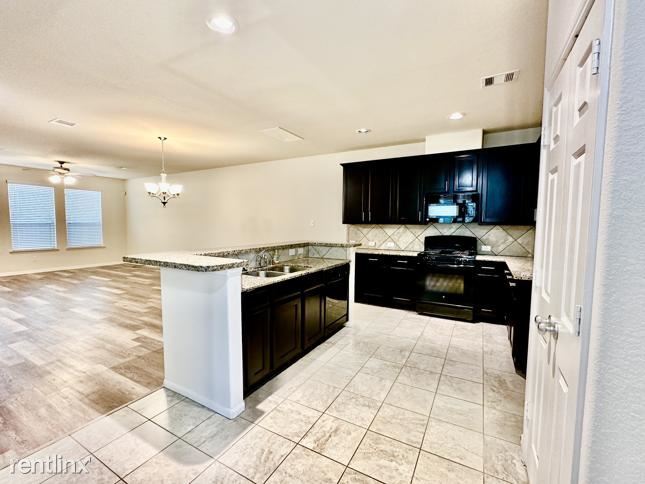 Building Photo - 4 br, 2 bath House - 6415 Stoney Creek Drive