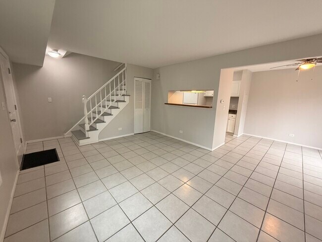 Foto del edificio - 2167 N Heather Ln