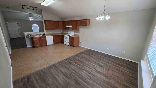 Foto del edificio - 6553 92nd St