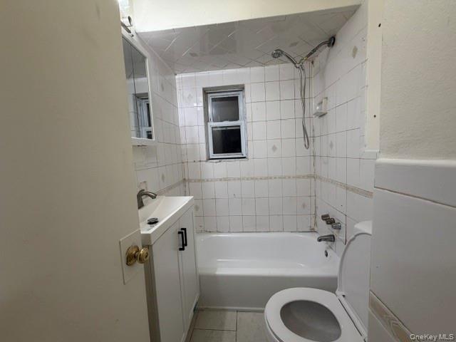 Foto del edificio - 2811 Wellman Ave