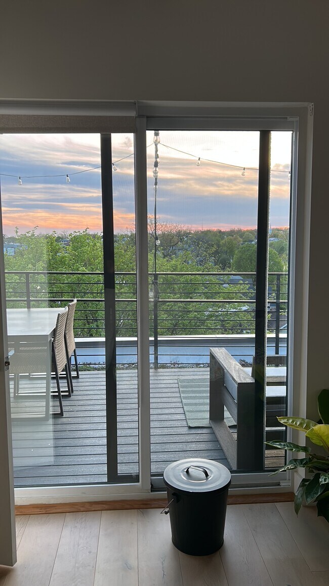 Foto del edificio - 4804 Georgia Ave NW