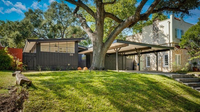 Foto principal - 318 W Rosewood Ave