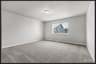 Building Photo - 16210 9th Ave E