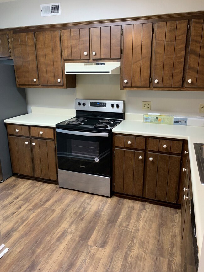 Foto del edificio - 6 Townes Ct