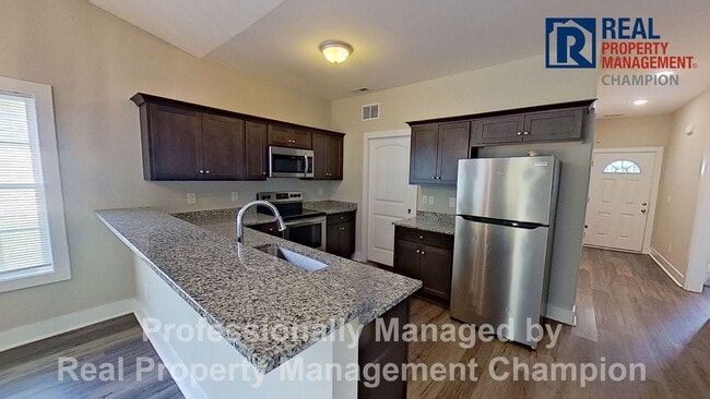 Building Photo - Charming 3 BD/2 BA with Open Floorplan and Attached Garage