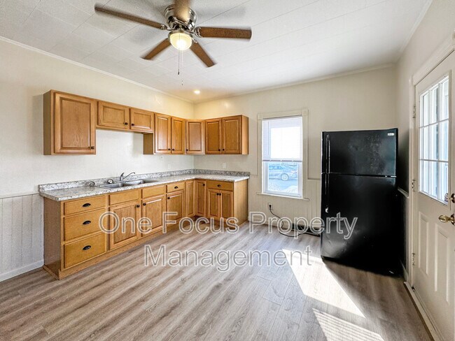 Building Photo - 2148 Mosser Ave