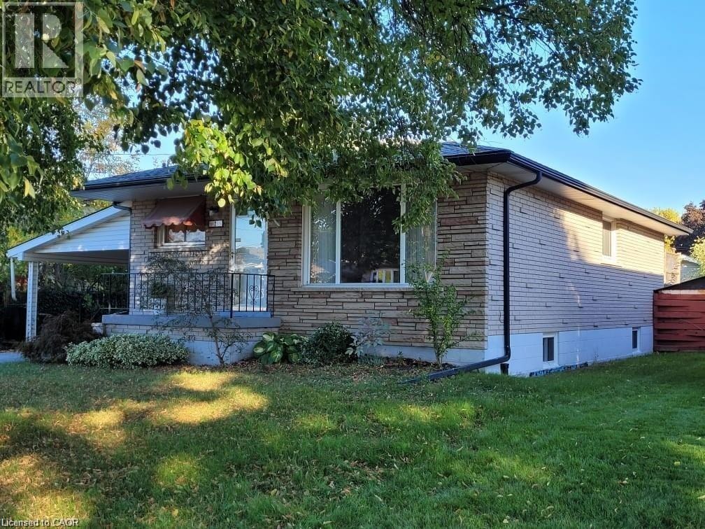 Primary Photo - 25 Greeningdon Dr