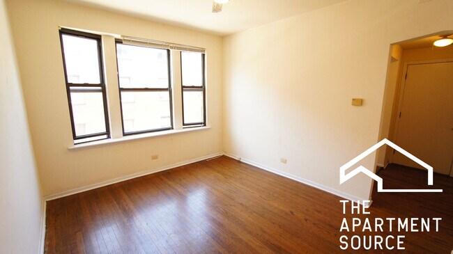 Foto del edificio - 3149 W Medill Ave