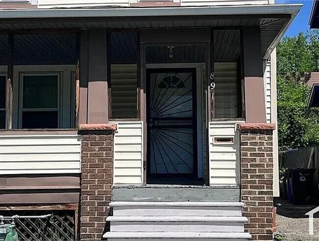 Foto del edificio - Spacious 3-bedroom, 1-bath Home