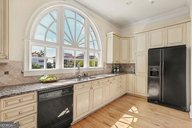 Photo - 834 Clifton Heights Lane NE Unit Townhome