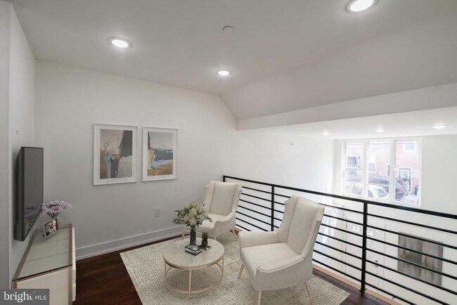 Foto del edificio - 1220 N Taney St