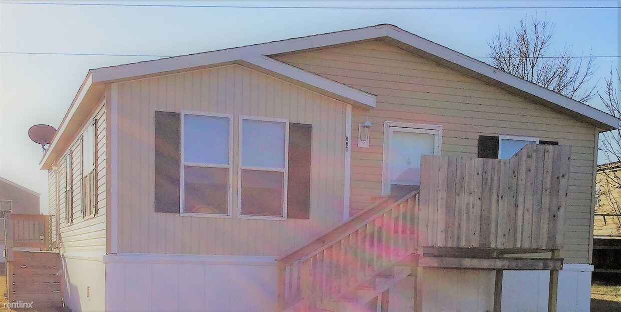 Building Photo - 881 Bab Dr