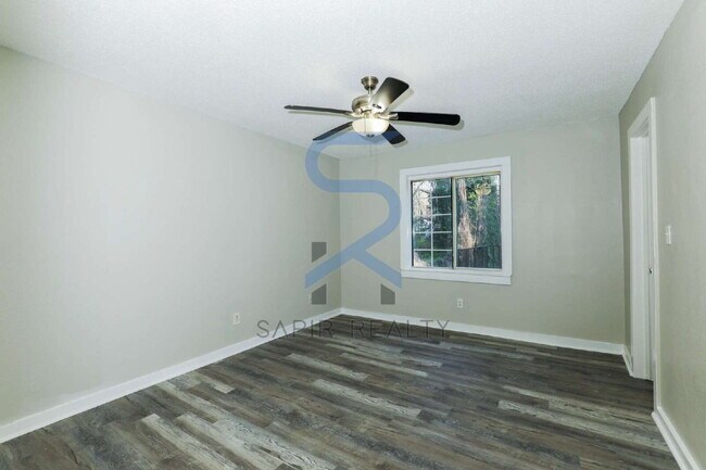 Foto del edificio - Newly Updated All-Electric 2BR/1.5BA in Campbelton Rd