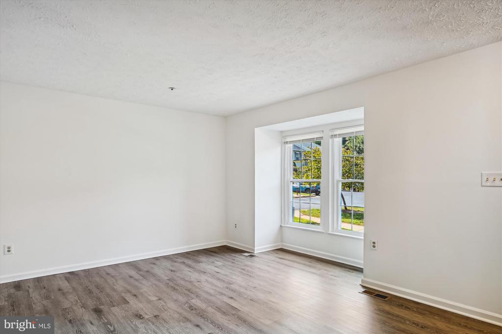 Primary Photo - 120 Foxchase Dr