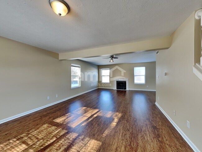 Foto del edificio - 6380 W Chelmsford Drive