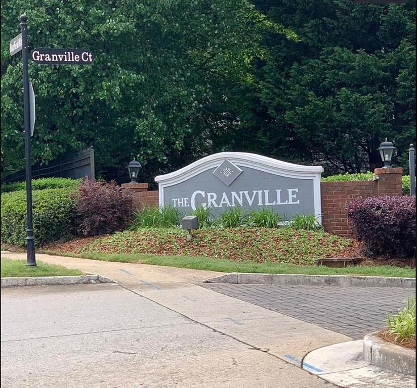 Foto principal - 126 Granville Ct